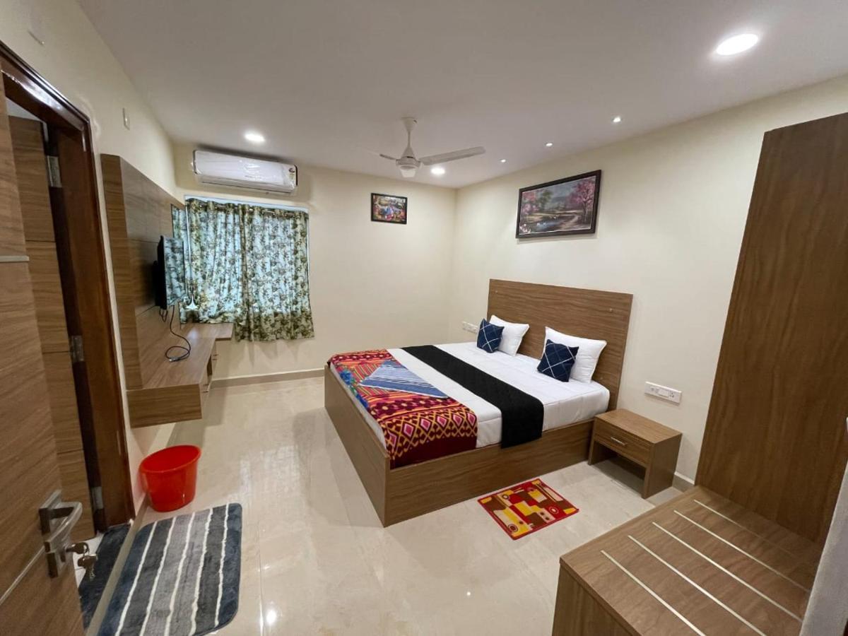 Srilakshmitulasiresidency Hotel Tirupati Exterior foto